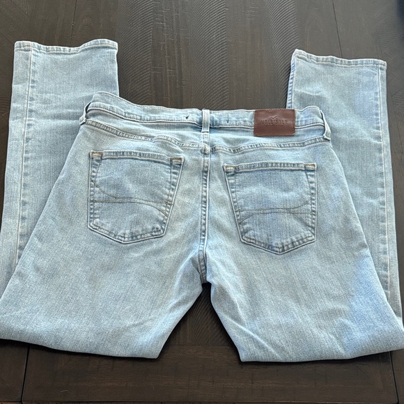 Hollister Men's Slim Jeans in Light Blue 31W x 32L - Picture 5 of 7